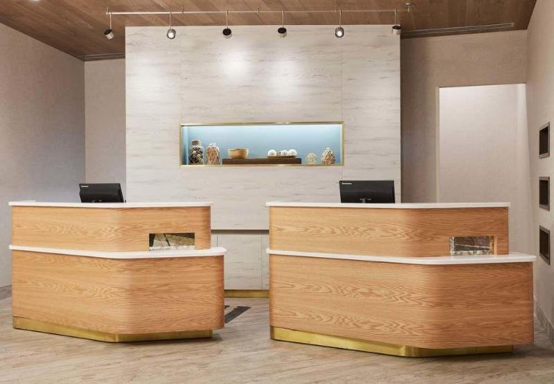 Courtyard By Marriott Erie Bayfront Hotel Exterior photo